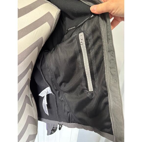 Columbia Ladies Titanium Tech Light Purple Medium Jacket Softshell Waterproof - Picture 8 of 10